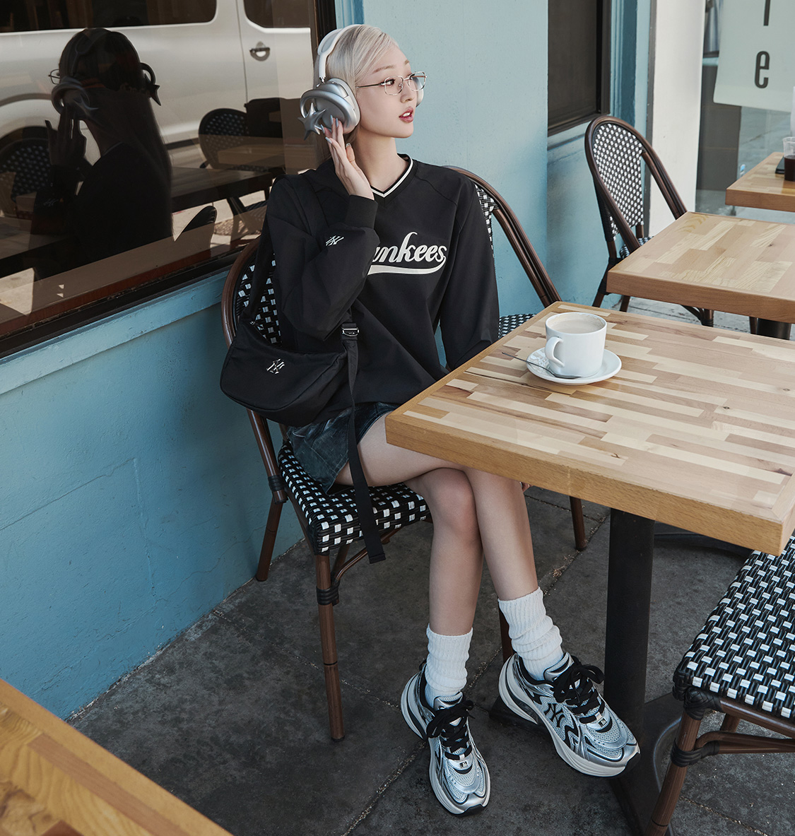 엠엘비 코리아 - Capture the lifestyle! 24FW SWEATSHIRTS