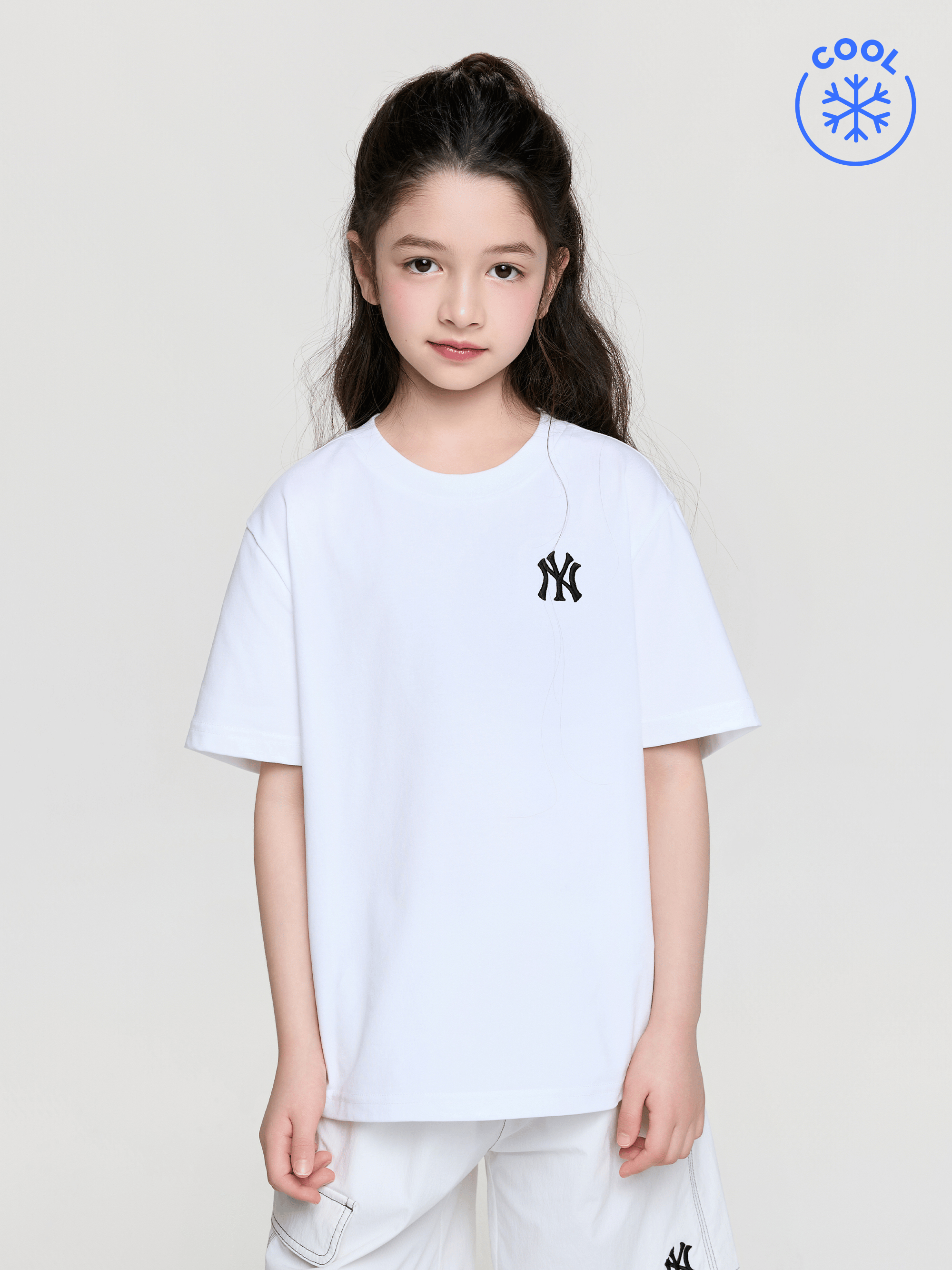 베이직 스포티브 스몰로고 티셔츠 뉴욕양키스