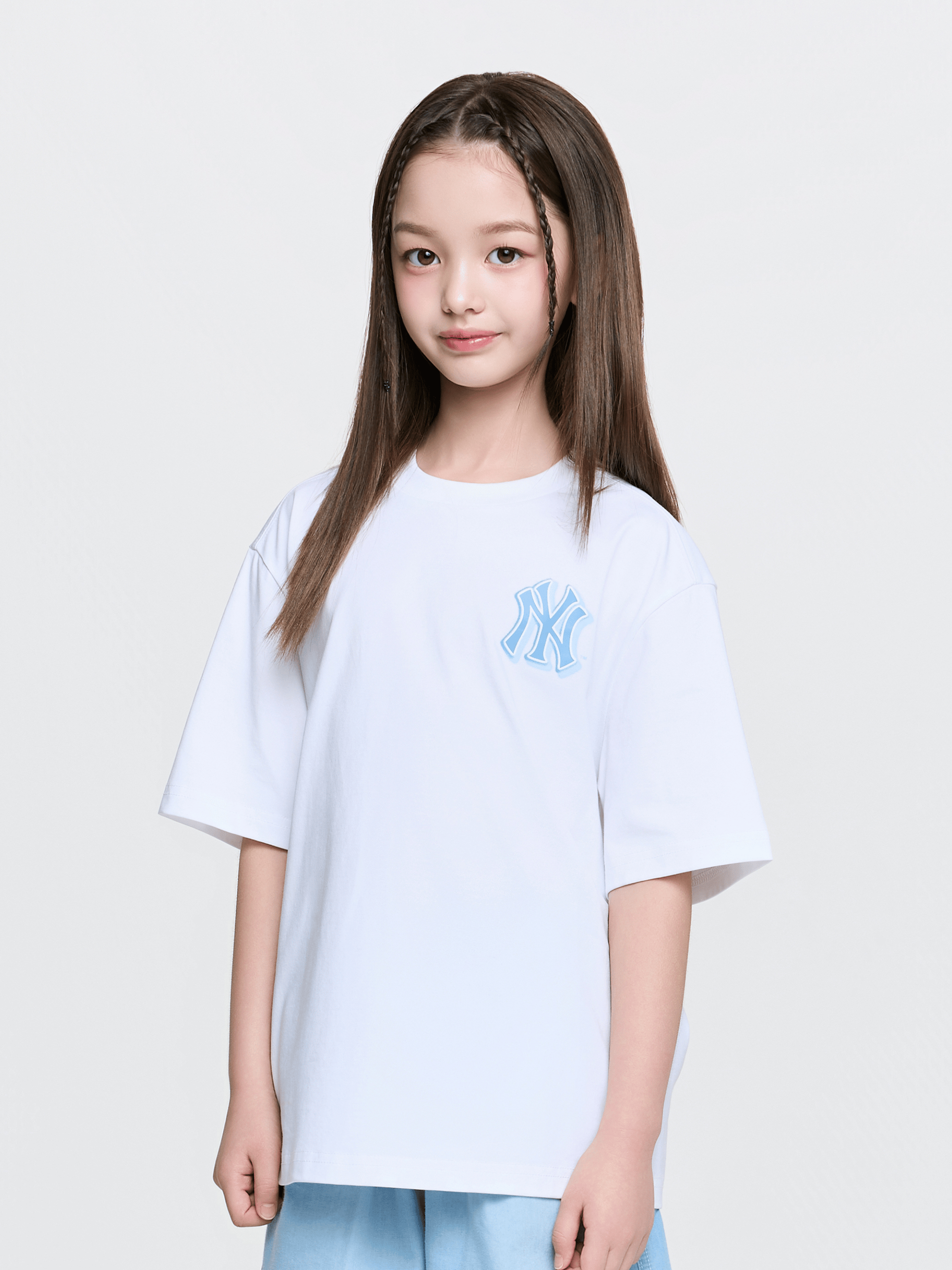 스포티브 모노그램 사각 아트웍 티셔츠 뉴욕양키스