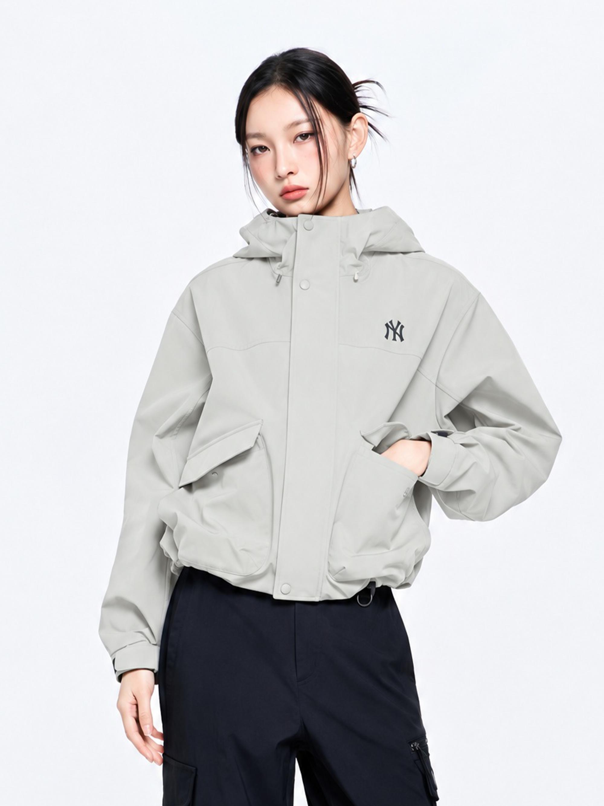 여성 고프코어 2L 커브 바람막이 뉴욕양키스