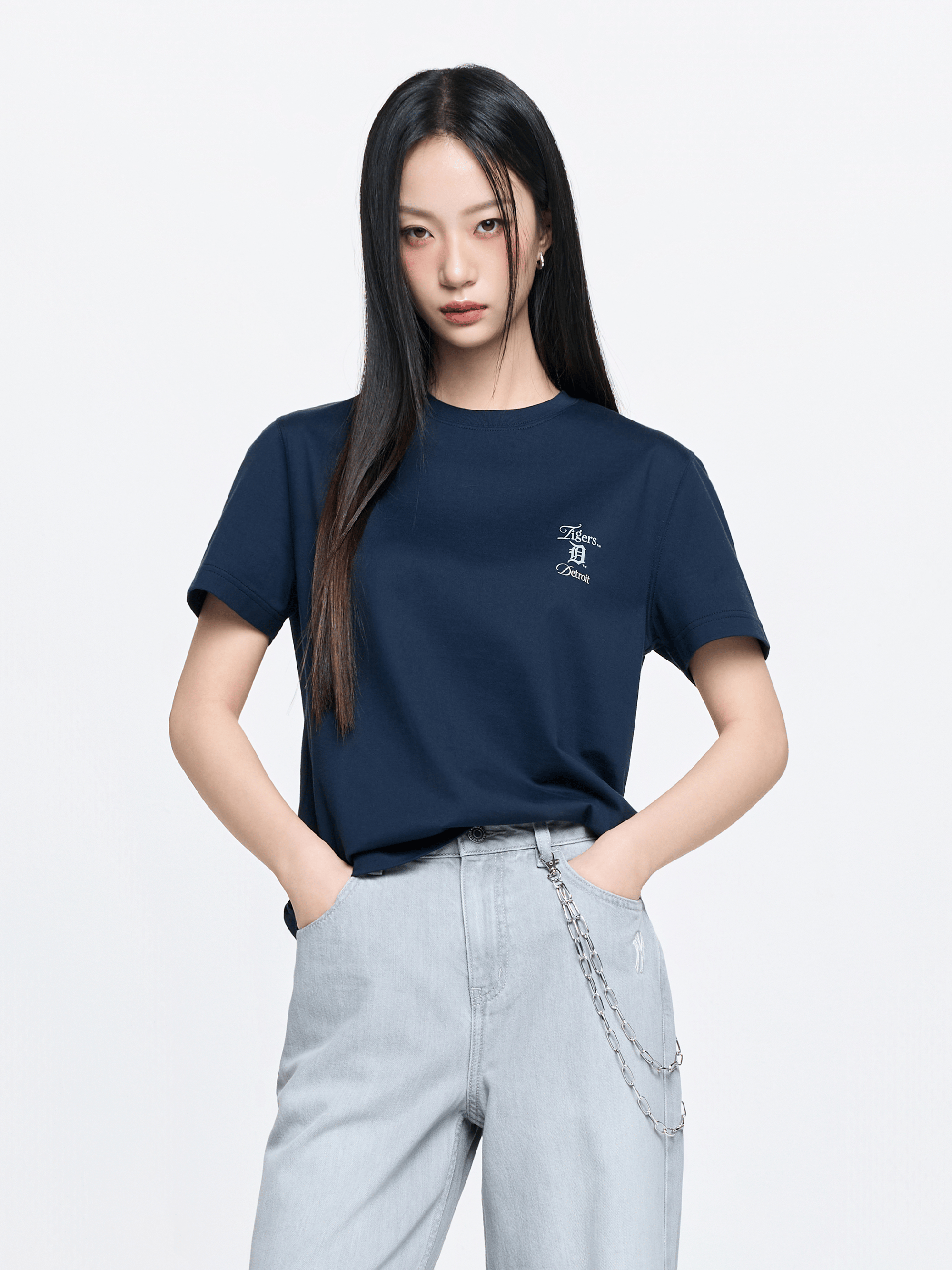 셰리프 스몰레터링 로고 레귤러핏 반팔 티셔츠 디트로이트 타이거즈