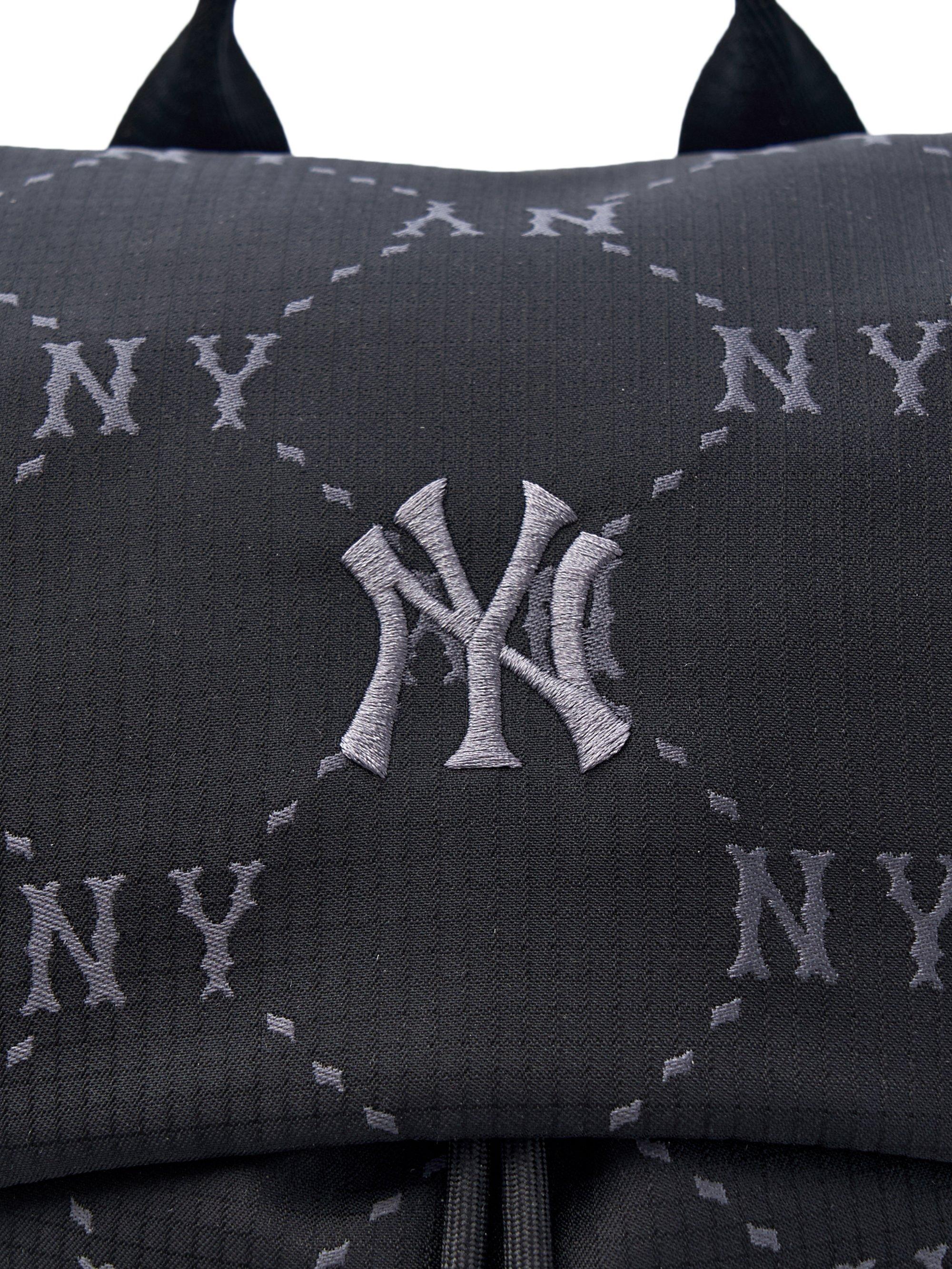 MLB ダイヤ モノグラム スポーティブ バックパック NY(Black) DIA MONOGRAM SPORTIVE BACKPACK NEW YORK YANKEES (3ABKM035N