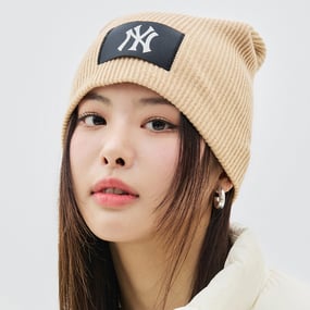 루즈핏 슬리브 롱비니 뉴욕양키스